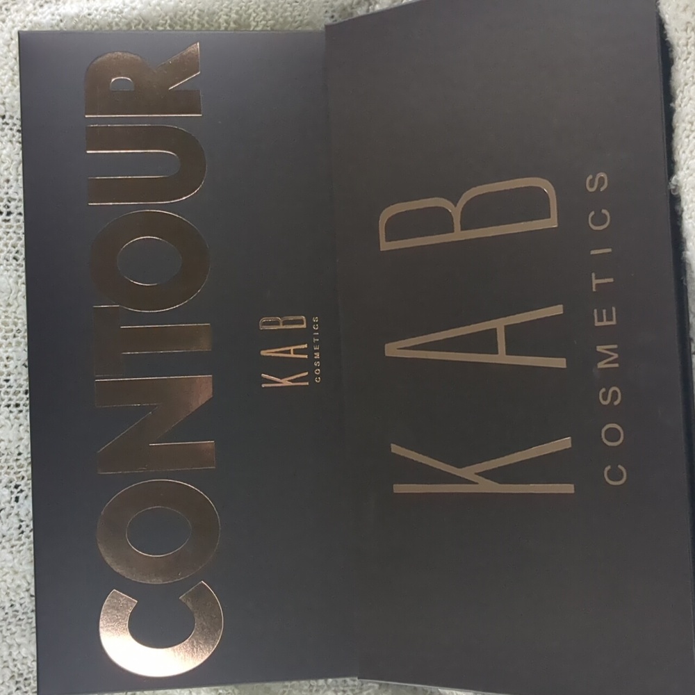 KAB Vol I Cosmetics Contour Palette, 8x 40g/1.4oz - Picture 5 of 12